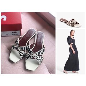 🆕 NIB STAUD Chris Sandals Slides 36.5 Zebra Print